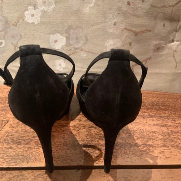 ***SOLD****Roberto Cavalli pumps.  Authentic. - Picture 4 of 6